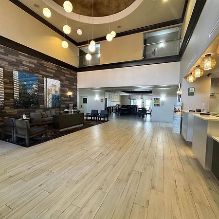 La Quinta By Wyndham Houston Energy Corridor Hotel Bagian luar foto