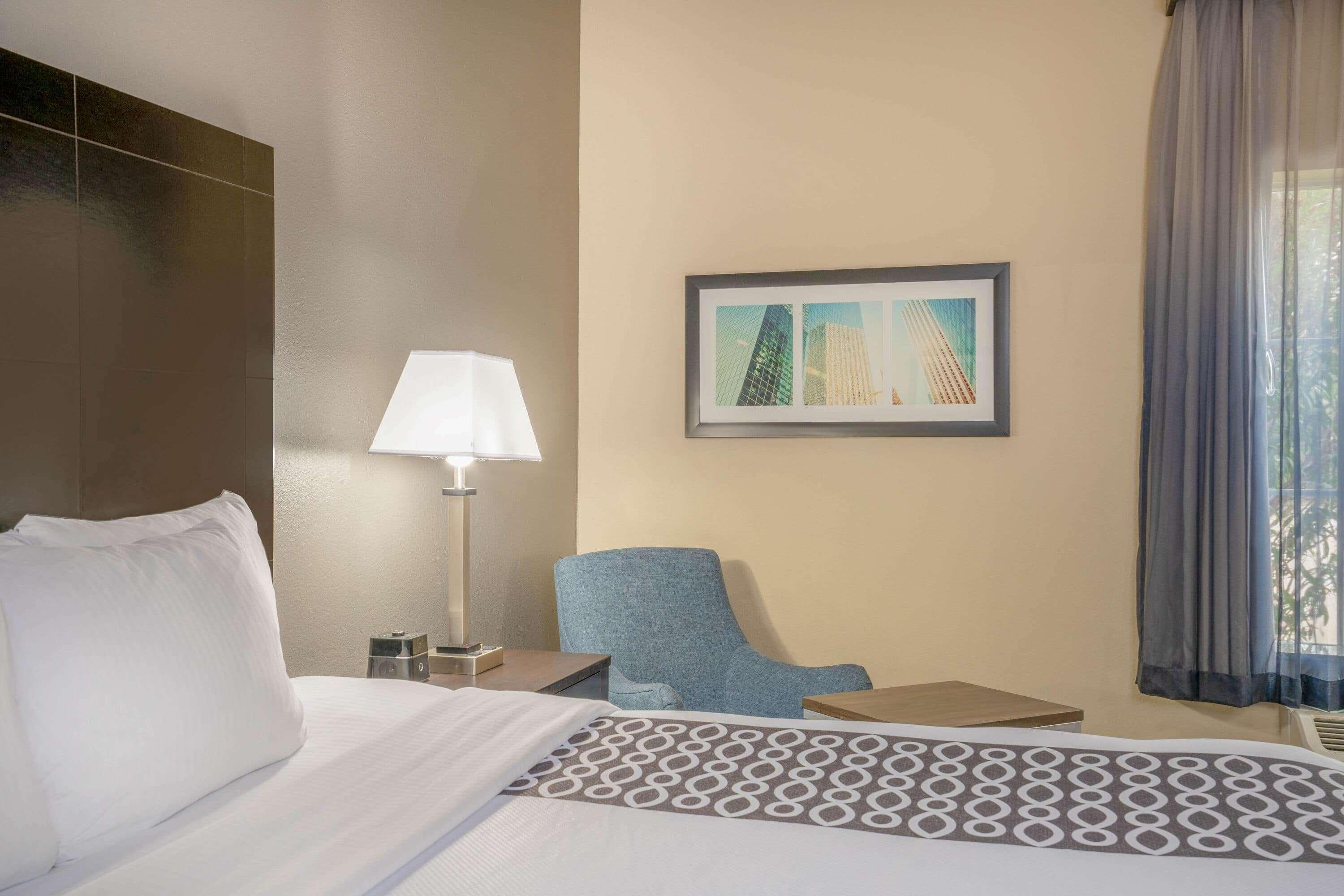 La Quinta By Wyndham Houston Energy Corridor Hotel Bagian luar foto