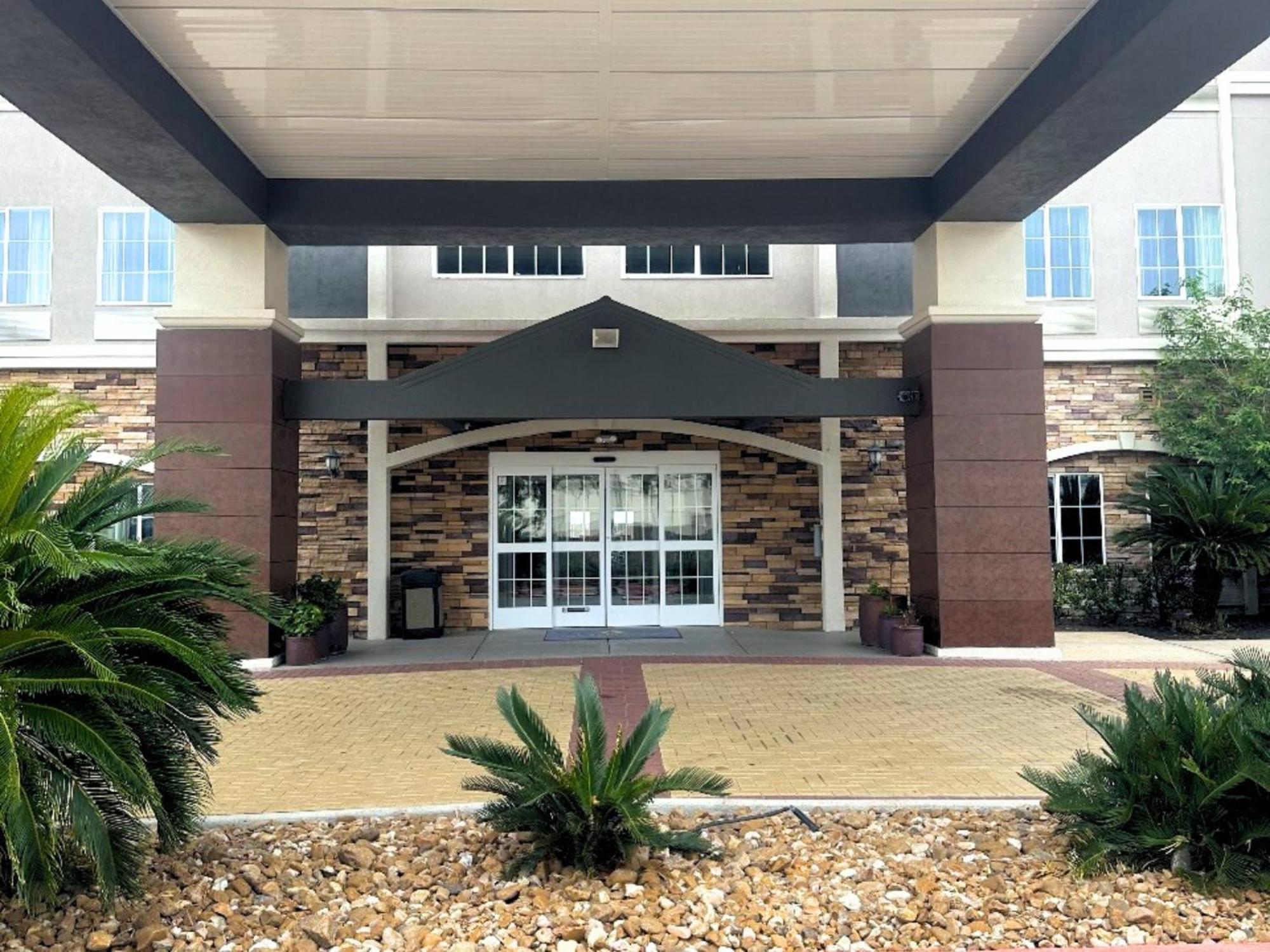La Quinta By Wyndham Houston Energy Corridor Hotel Bagian luar foto